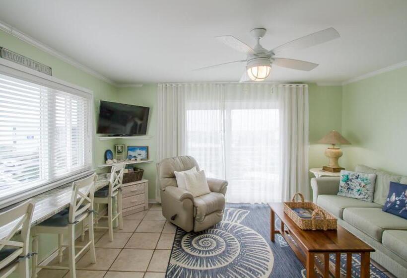 جناح سرير كينج, Sandpeddler Inn And Suites