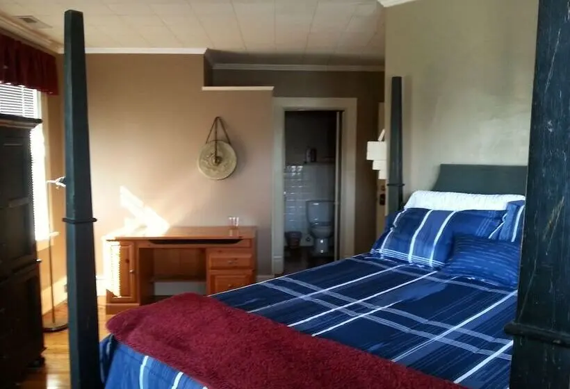エクゼクティブスイート, Hunter House Bed And Breakfast