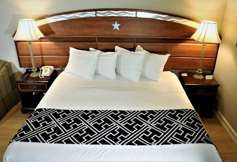 디럭스 룸, Monte Carlo