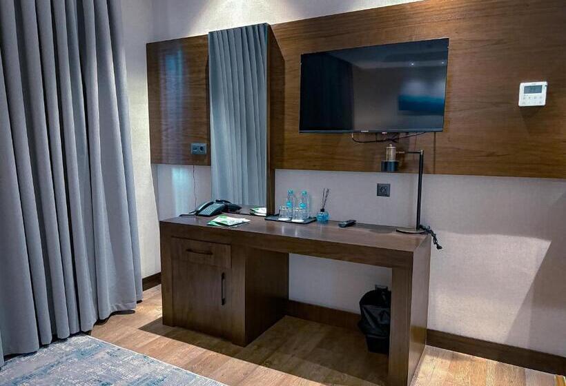 חדר דלוקס, Clubhotel 777