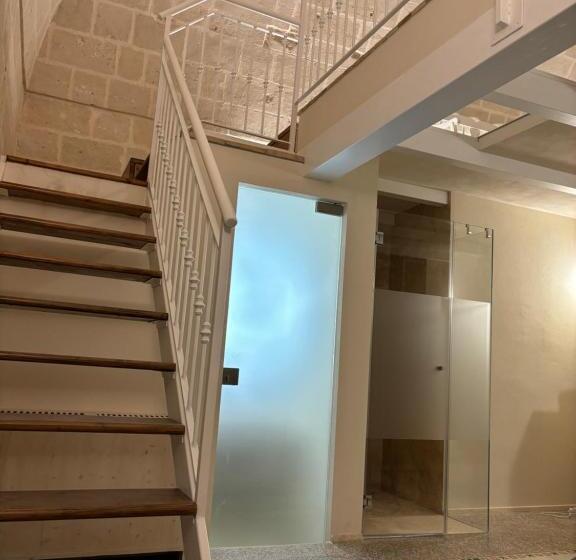 标准间, Benedetta Sassi Suite