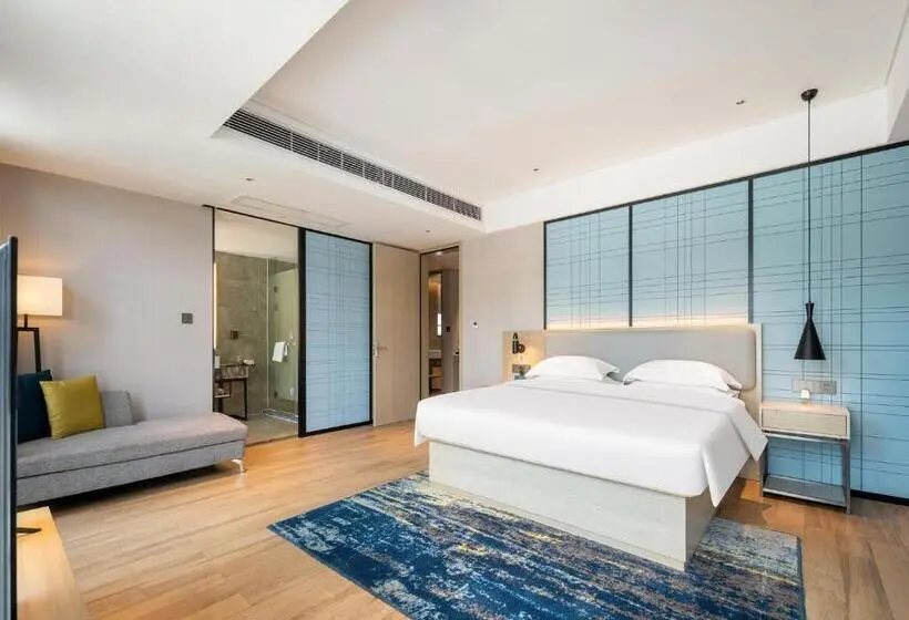 سوییت با چشم‌انداز کوه, Echarm Hotel Baise Xilin