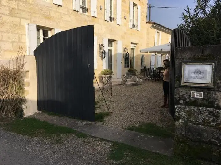 デラックスルーム, B&b Clos Emilion Et Table D Hôte En Option