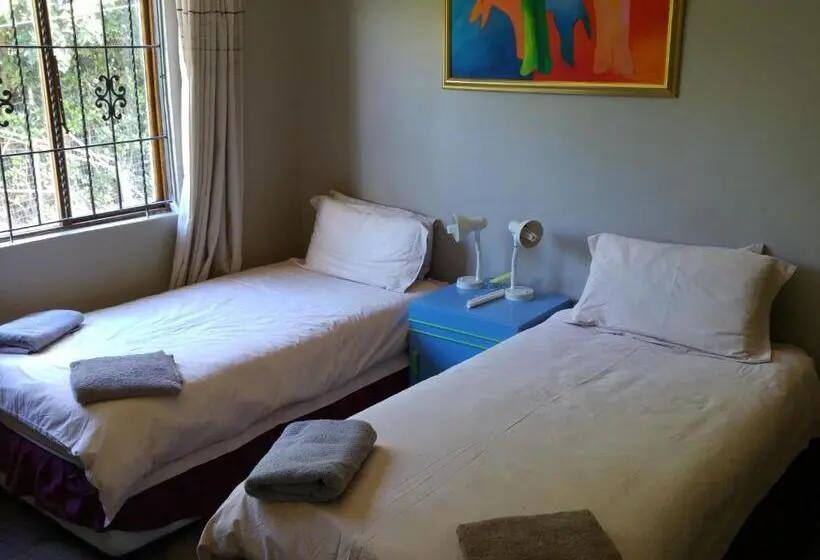 スタンダードルーム, Hilton View B&b