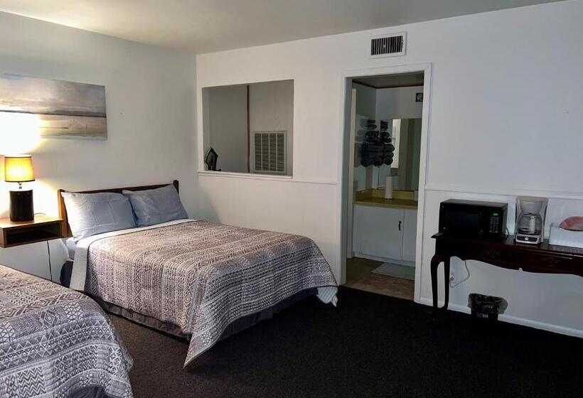 Номер Стандарт Вид на Озеро, Indian Creek Lodge