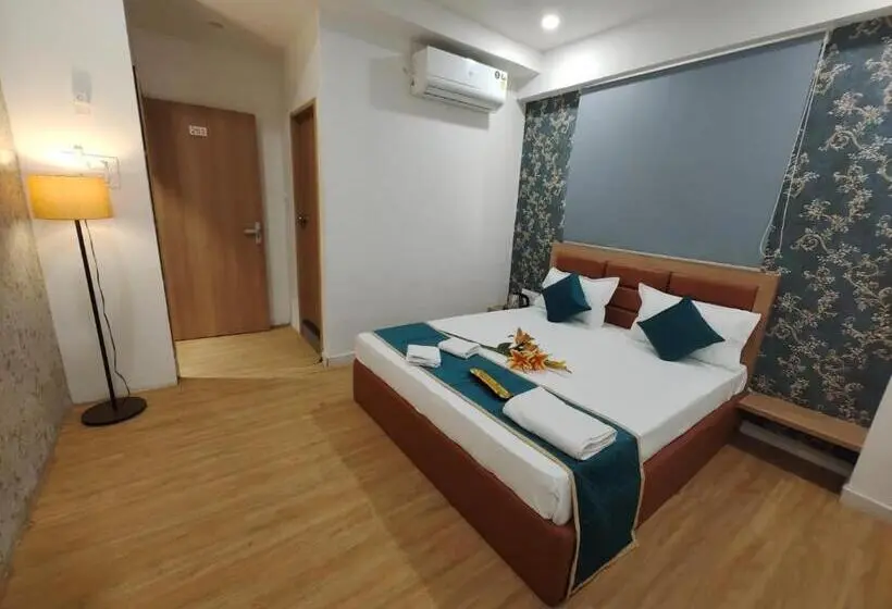 Deluxe-huone, Prasang