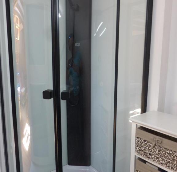 בונגלו משפחתי, Gîte Du Colombier