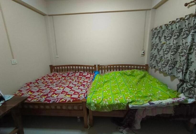 Четырехместный Номер Стандарт, Somkiet Sompong Hostel