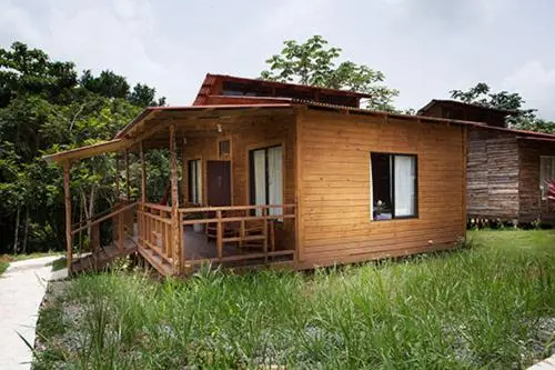 ２ベッドルームハウス, Helpa Eco Cabins