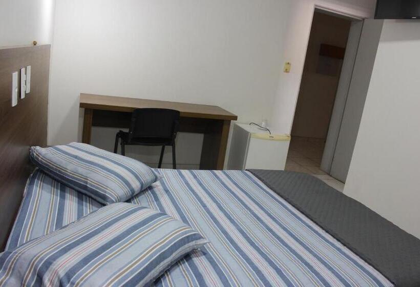 Chambre Deluxe, Plaza