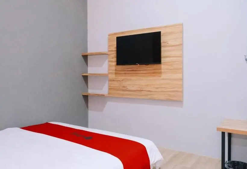 スタンダードルーム, Reddoorz Near Alun Alun Kembangjoyo Pati