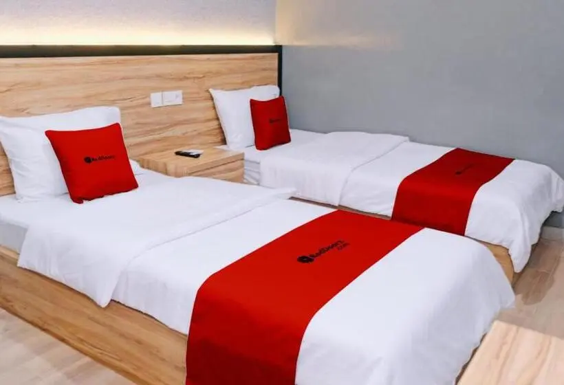 デラックスルーム, Reddoorz Near Alun Alun Kembangjoyo Pati