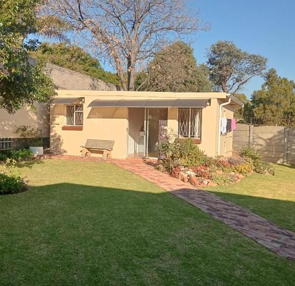 スタンダードルーム, Moonlight Guest House