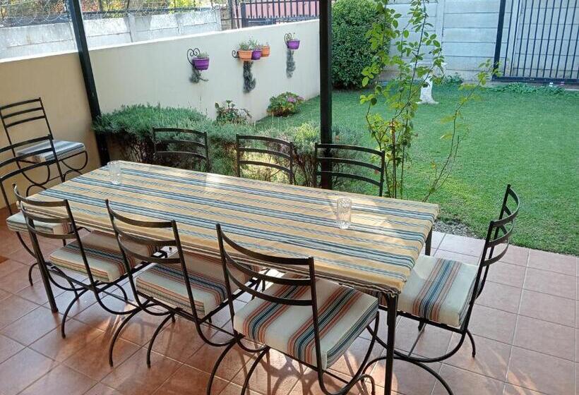 スタンダードルーム, Moonlight Guest House