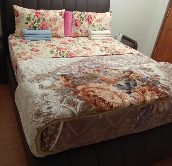 デラックスルーム, Moonlight Guest House