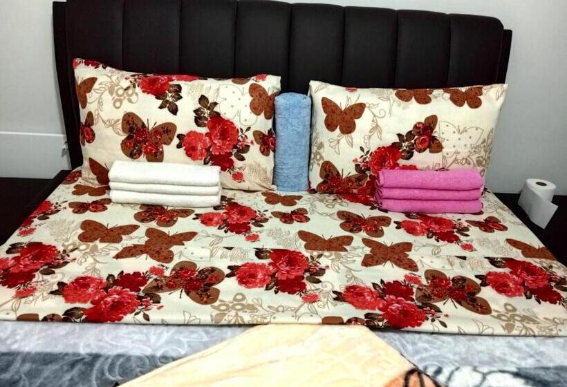 デラックスルーム, Moonlight Guest House