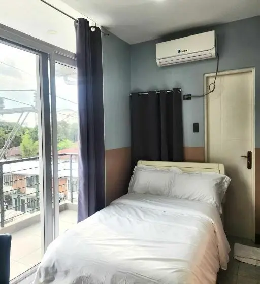 エコノミールーム, Qingqing Hotel Pasay Manila Near Moa