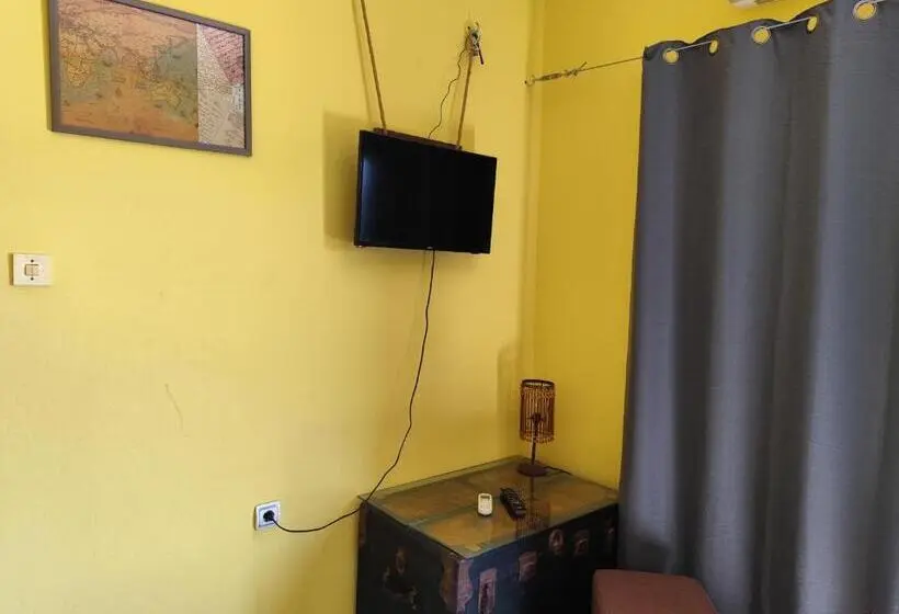 デラックスルーム, Hostel Albania Loft