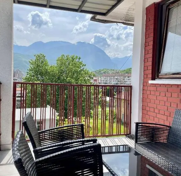 تختخواب در اتاق مشترک, Rooms Near Bus Station