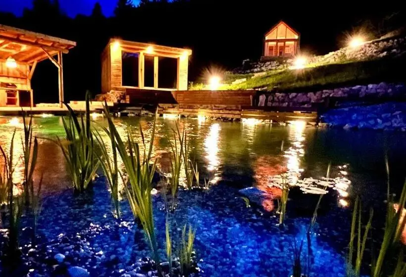 خانه 2 خوابه, Glamping Zarja, Vipava Valley