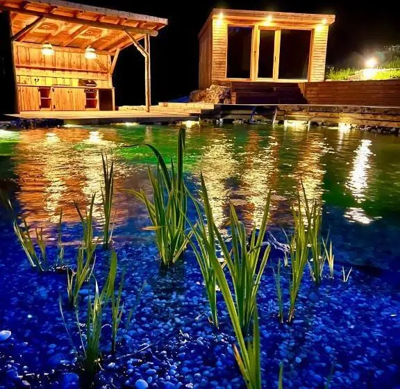 خانه 2 خوابه, Glamping Zarja, Vipava Valley