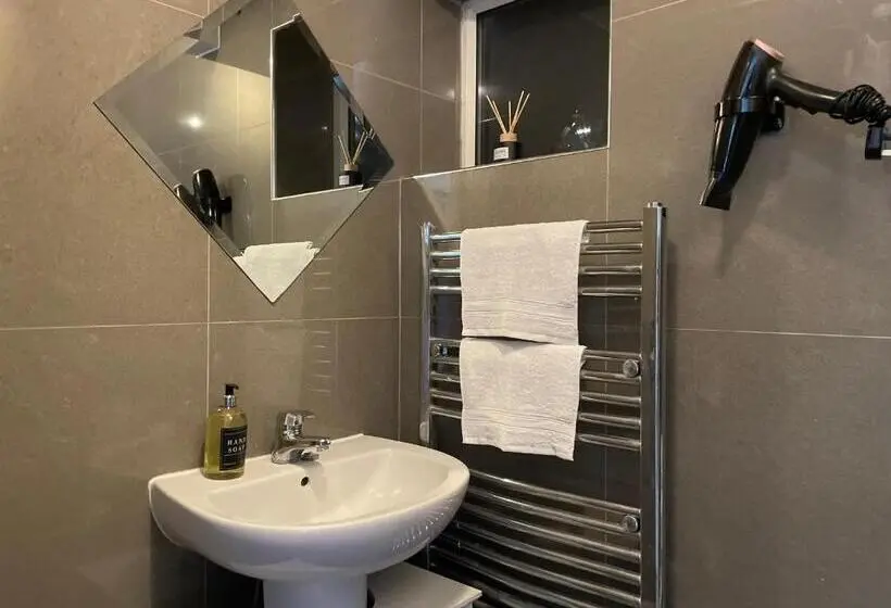 デラックスルーム, Elegant Room In St Albans