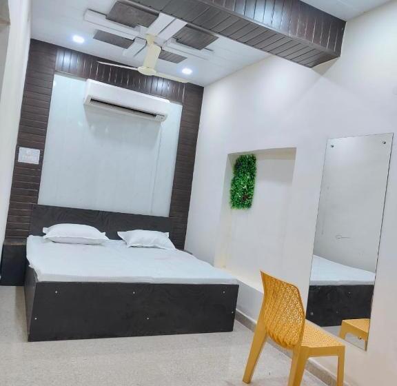 디럭스 룸, Crystal Dreams