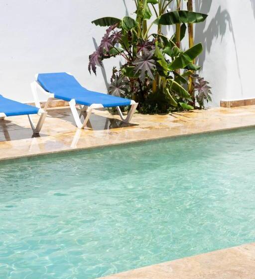 דירת חדר בקומת קרקע, La Floristería Zahora