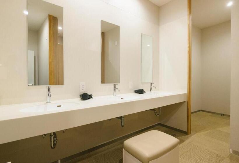 공동 객실, Métisse Stay