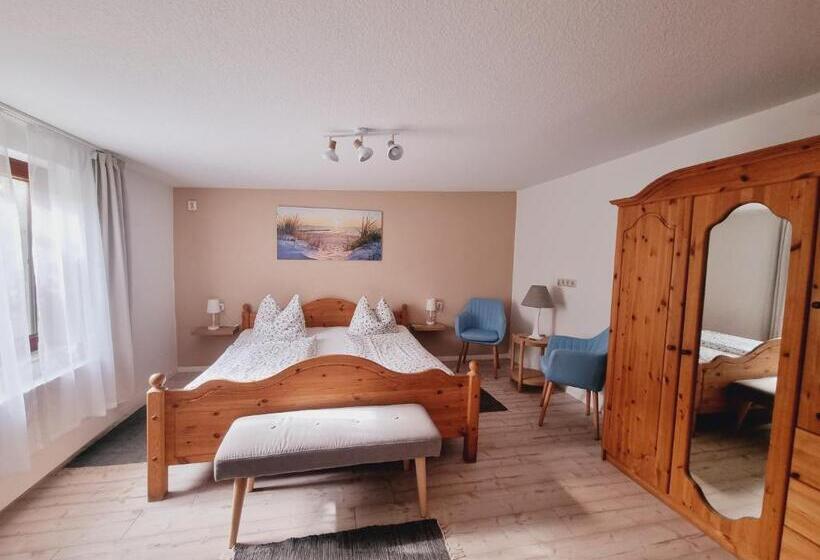 디럭스 룸, Pension & Wirtshaus   Tun Eikkoter   Kobel Iii