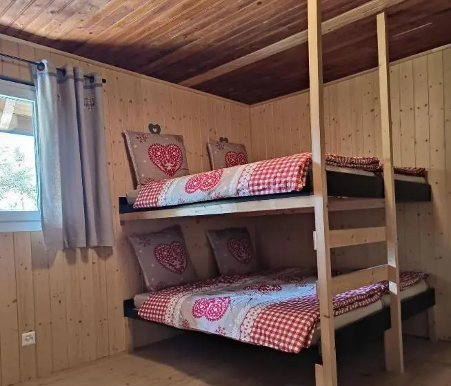 Familienzimmer Geteiltes Bad, ô Bercail