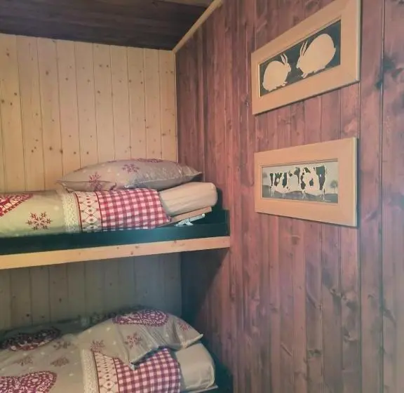 Geteiltes Mehrbettzimmer, ô Bercail