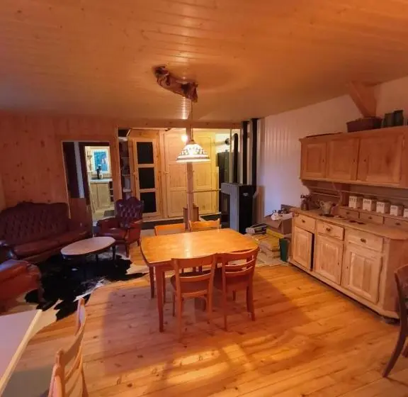 Geteiltes Mehrbettzimmer, ô Bercail