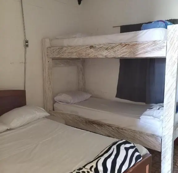 اتاق استاندارد, Colors Fantasy Guatape Backpackers And Travellers