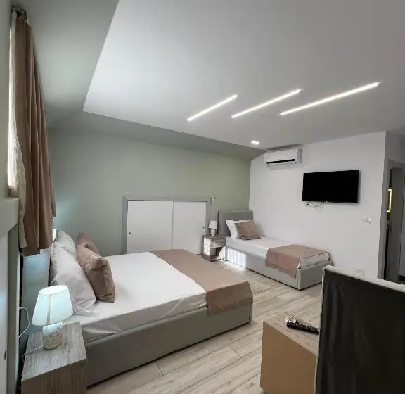 スタンダード４人部屋, Coral Home