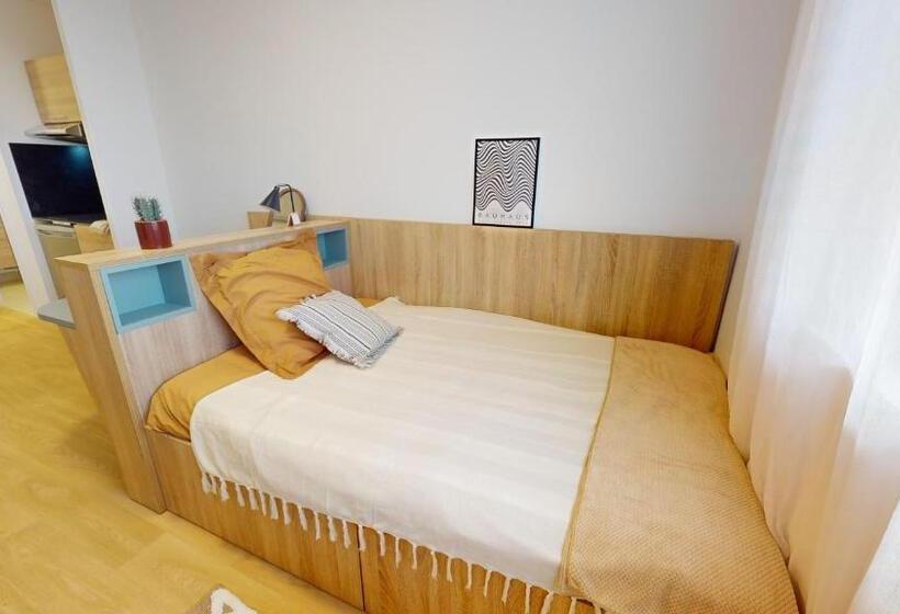 Студия Superior, Sweetly Versailles St Cyr L école