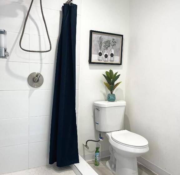 اتاق استاندارد با سرویس بهداشتی مشترک, Echo Zen Hostel