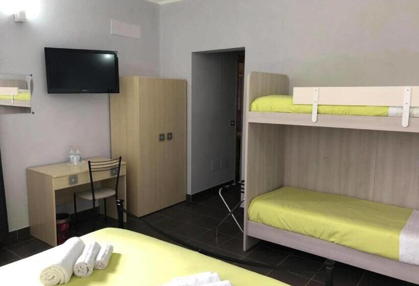 스탠다드 트리플 룸, Il Pettirosso Rotonda Pollino