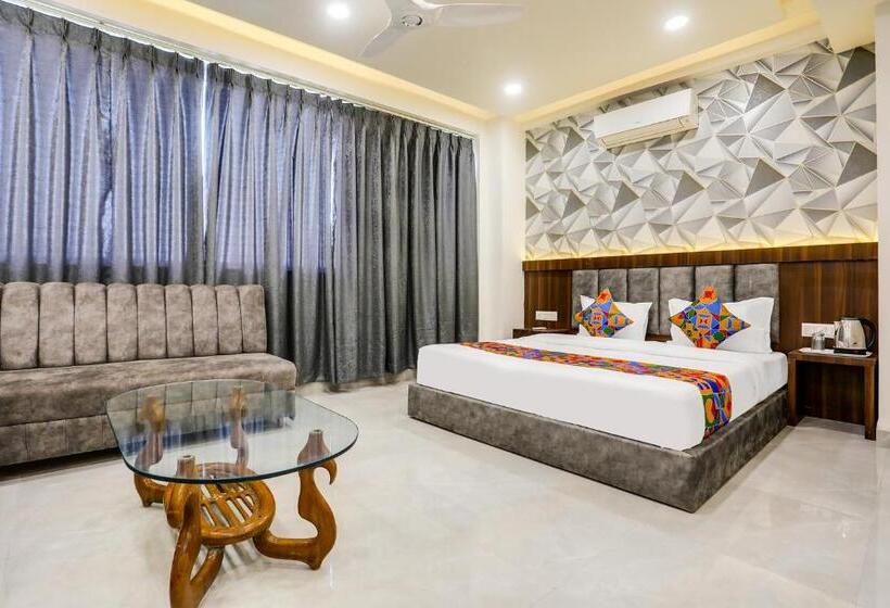 סוויטה, Fabhotel Prime Panchwati Regency