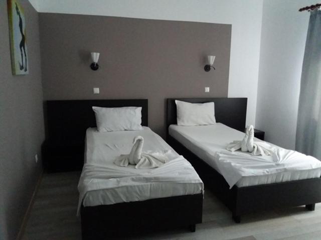 חדר סופריור, Blue Wave