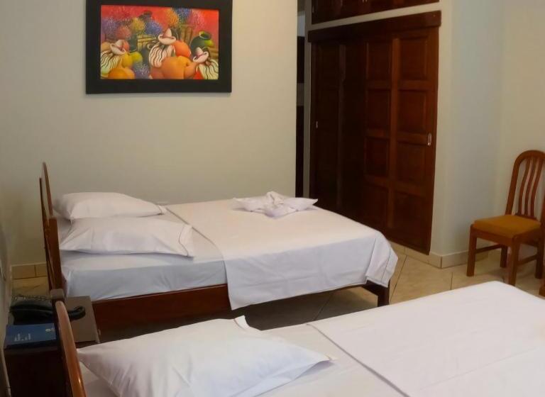 スタンダードルーム, Royal Park