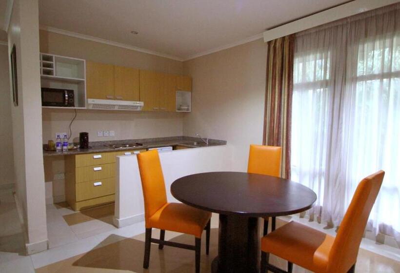 سوئیت 2 خوابه, La Cour Hotels And Apartments Cooper