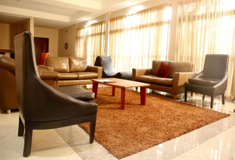 سوئیت پرزیدنت, La Cour Hotels And Apartments Cooper