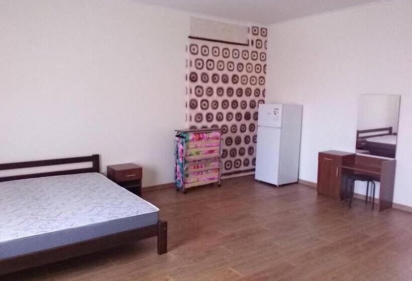 패밀리 룸, More Nadezhd