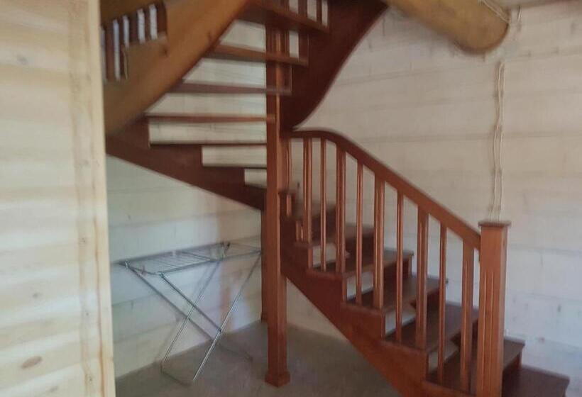 침실 2개 주택, More Nadezhd