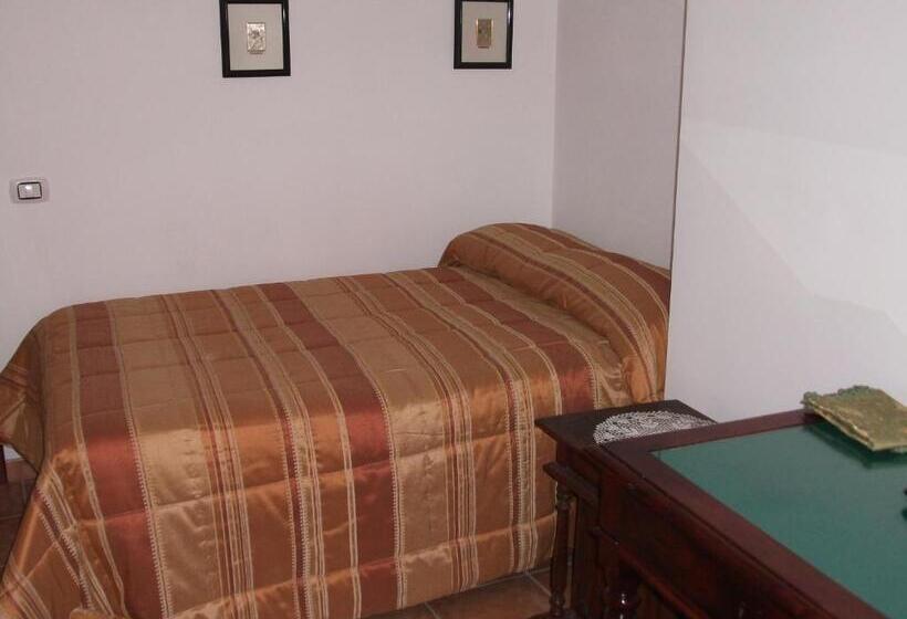 غرفة ديلوكس فردية, Villa Delle Rose B&b