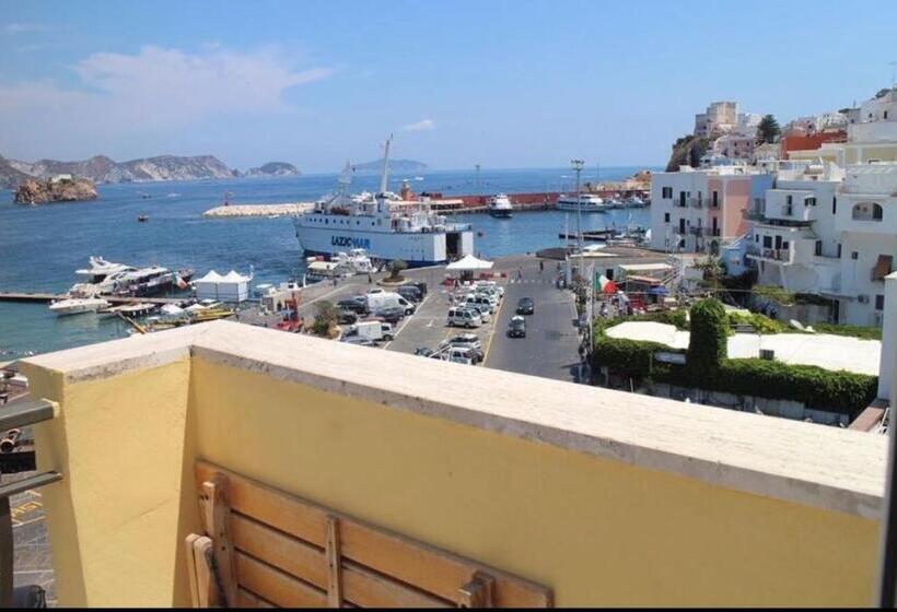 침실 1개 테라스 아파트, Residence Zizilu