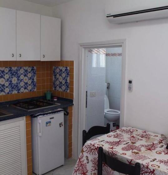 침실 1개 바다 전망 아파트, Residence Zizilu