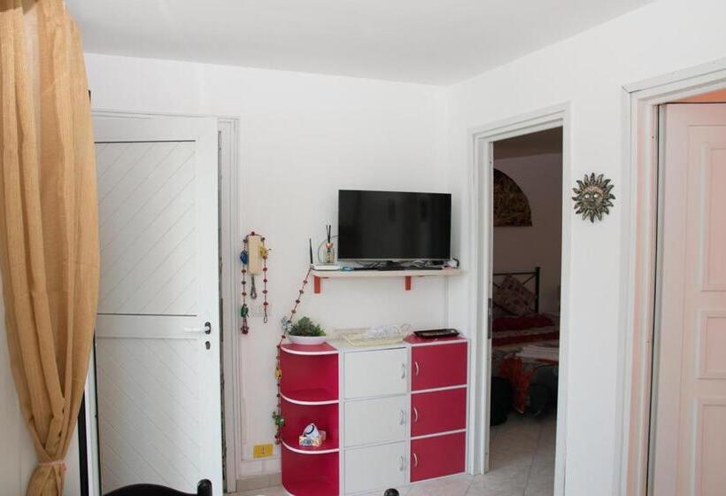 침실 1개 바다 전망 아파트, Residence Zizilu