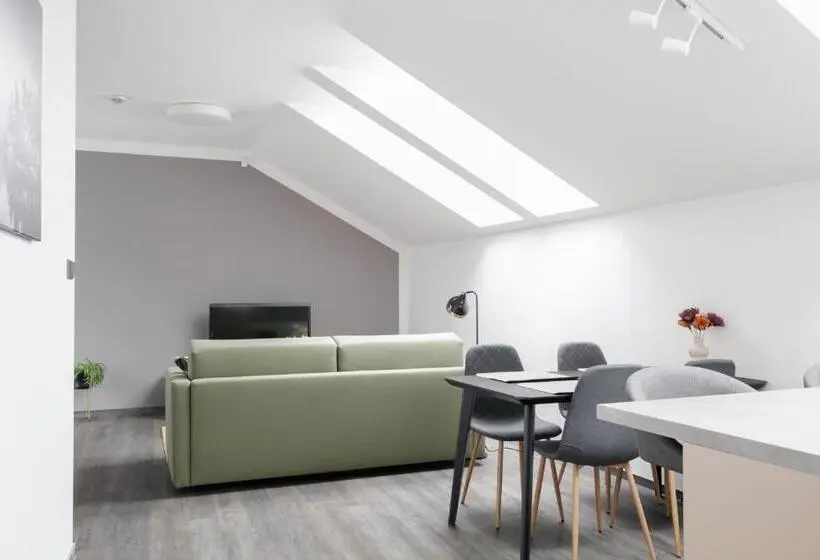 テラス付き1ベッドルームアパートメント, River Apartments